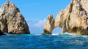 Traveling to Los Cabos on a Private Jet? Here’s What You Need to Know.